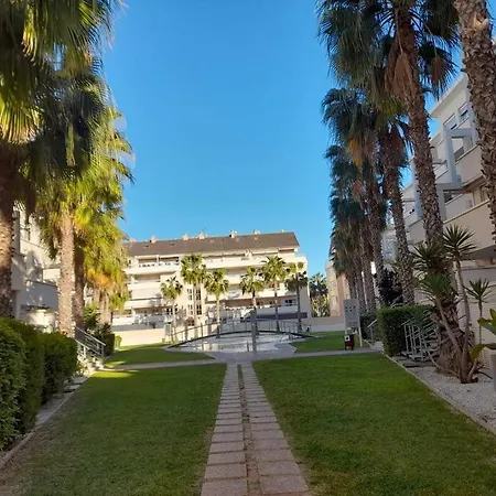 Coastal Oasis 2br Apt. Apartman *