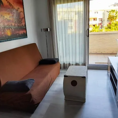 Coastal Oasis 2br Apt. Apartman